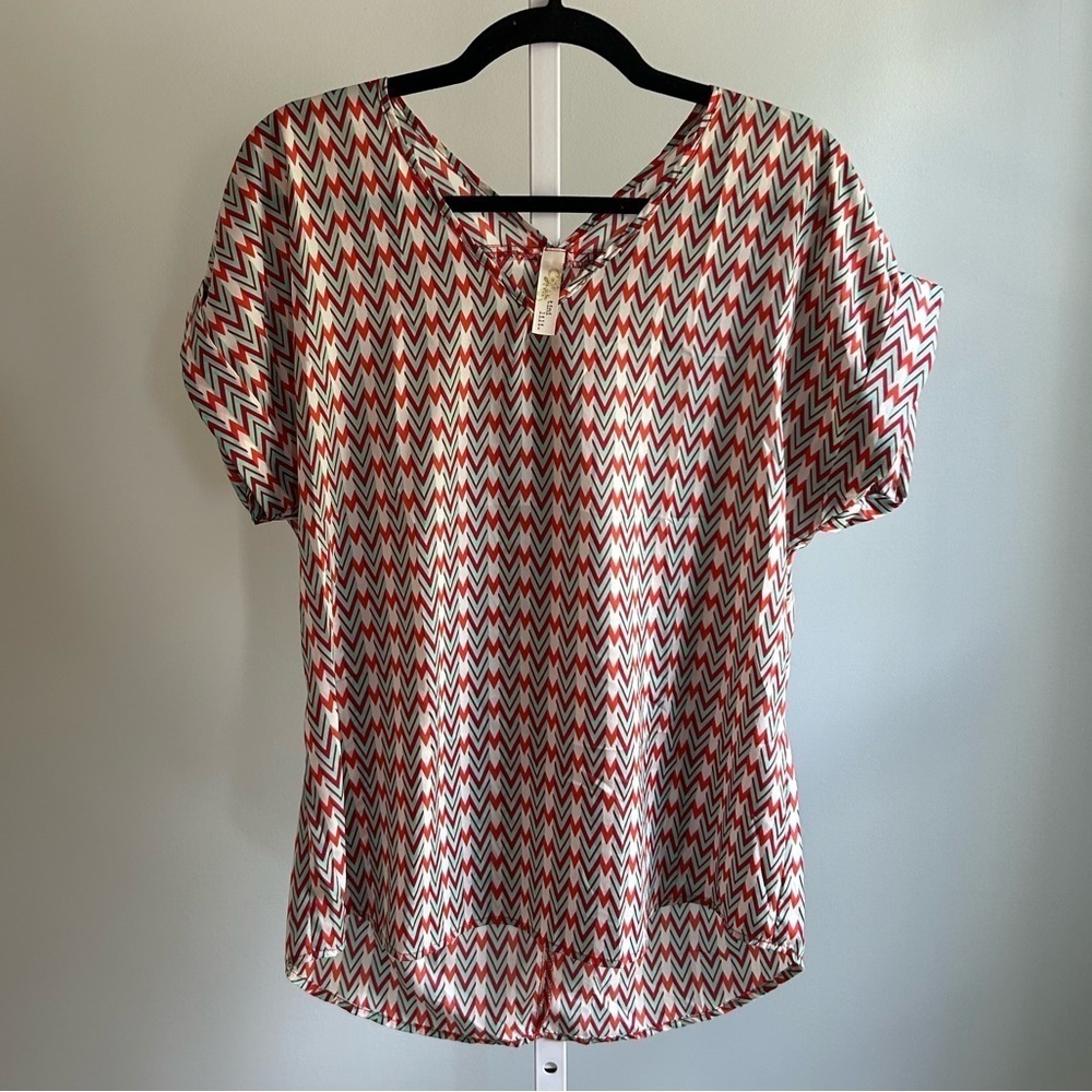 Chevron Short Sleeve Blouse